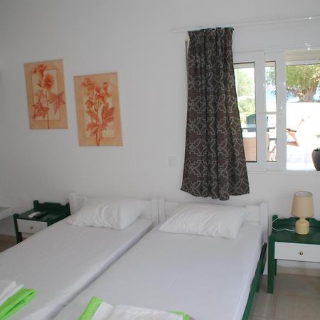 Soula Appartments Makrýgialos 外观 照片