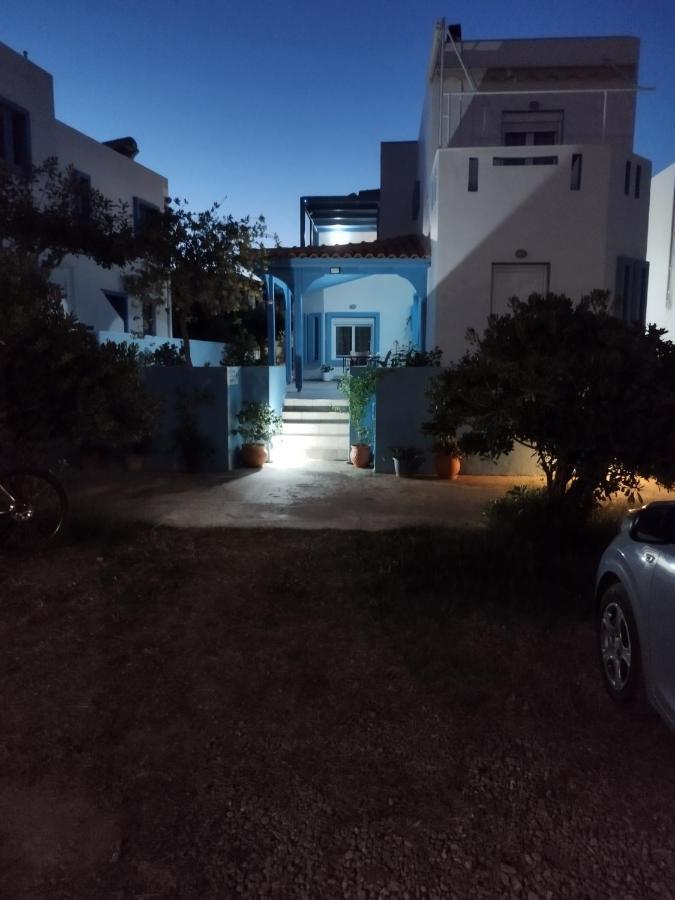 Soula Appartments Makrýgialos 外观 照片