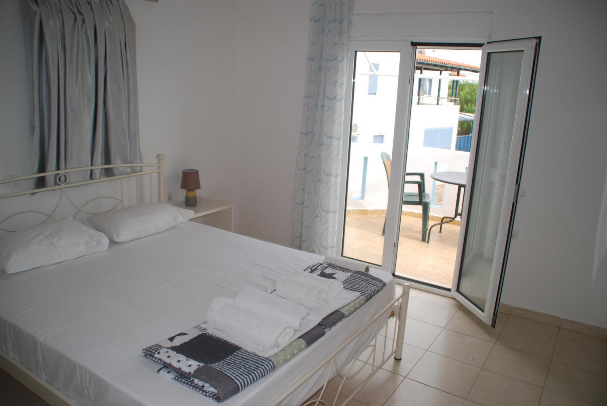 Soula Appartments Makrýgialos 外观 照片