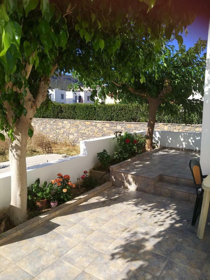 Soula Appartments Makrýgialos 外观 照片